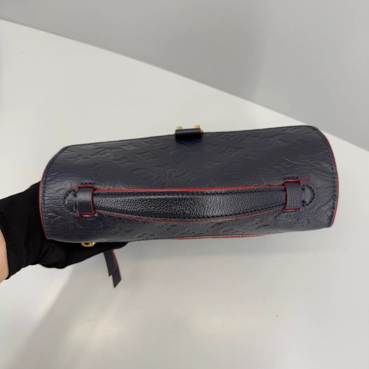 PRE-ORDERED Preloved Louis Vuitton Navy Blue/Red Monogram Empreinte Leather Pochette Metis DU3158