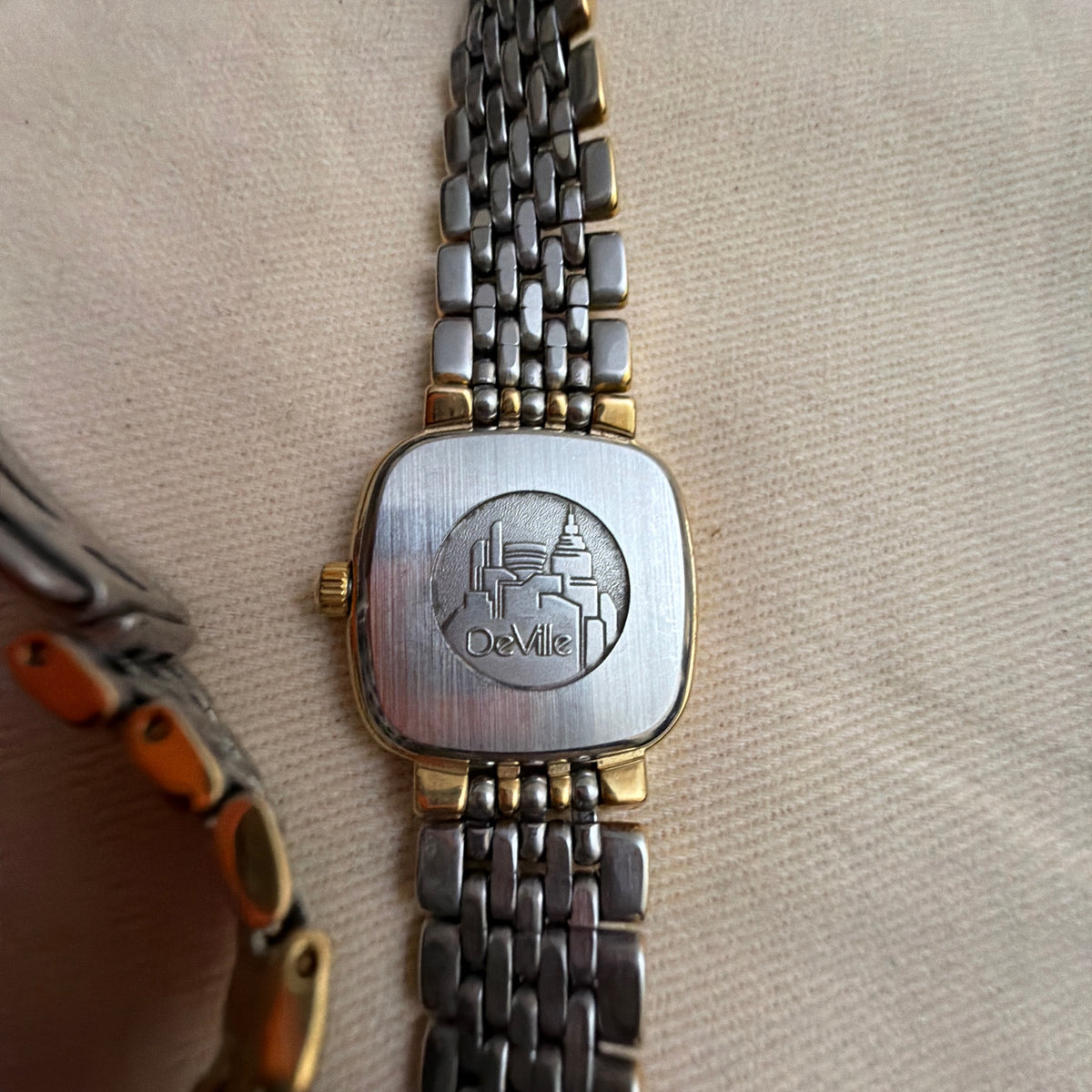 PRE OWNED OMEGA DE VILLE 6151 441.1