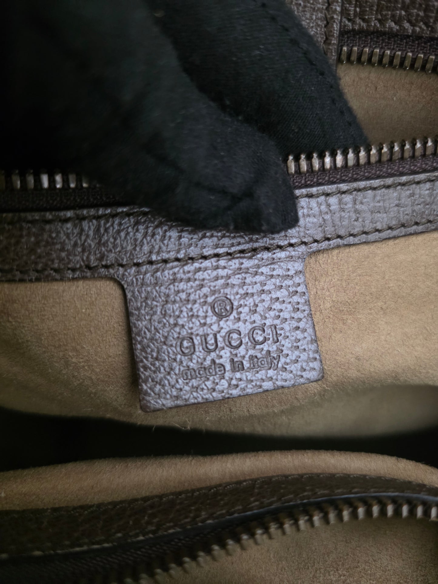 PRELOVED GUCCI Supreme BENGAL TIGER TOTE with strap limited edition