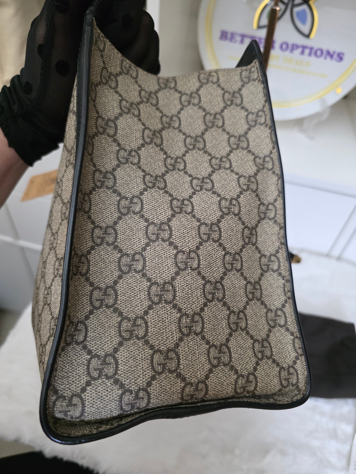 Pre-Owned Gucci GG Supreme MEDIUM 32 cm Padlock Shoulder Bag