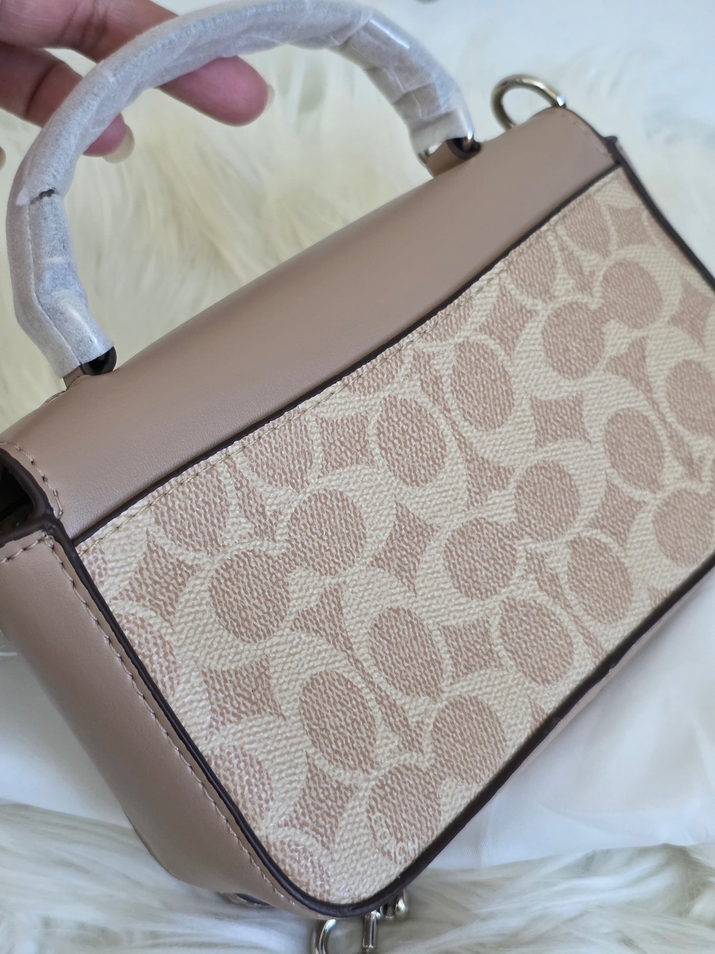 NEW COACH MINI JOSIE TOP HANDLE BAG