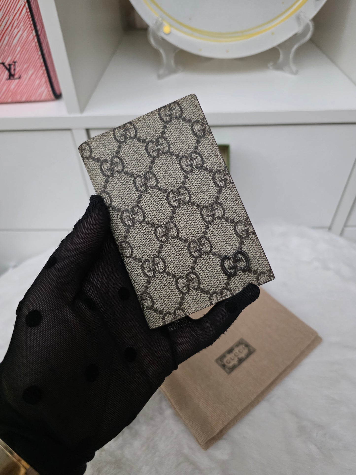 BRAND NEW GUCCI CARD CASE <CONSIGNMENT>