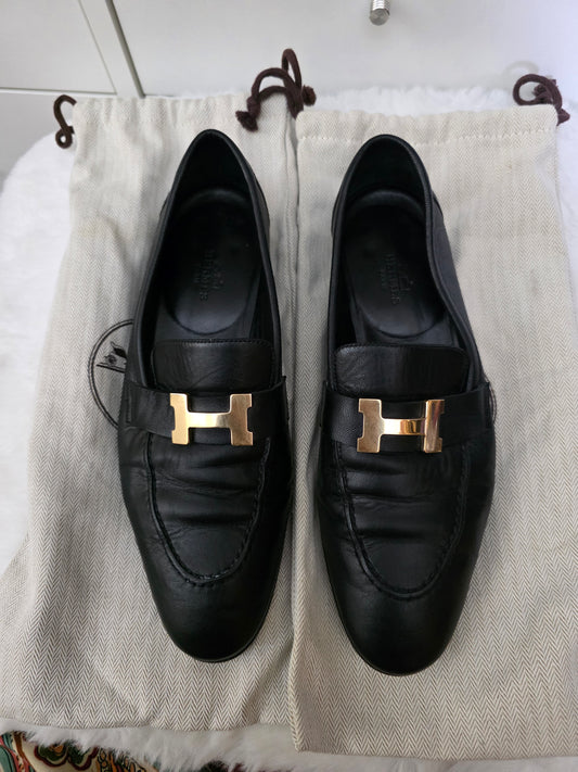 Preloved Hermes Black Paris Loafers size 38 <consignment>