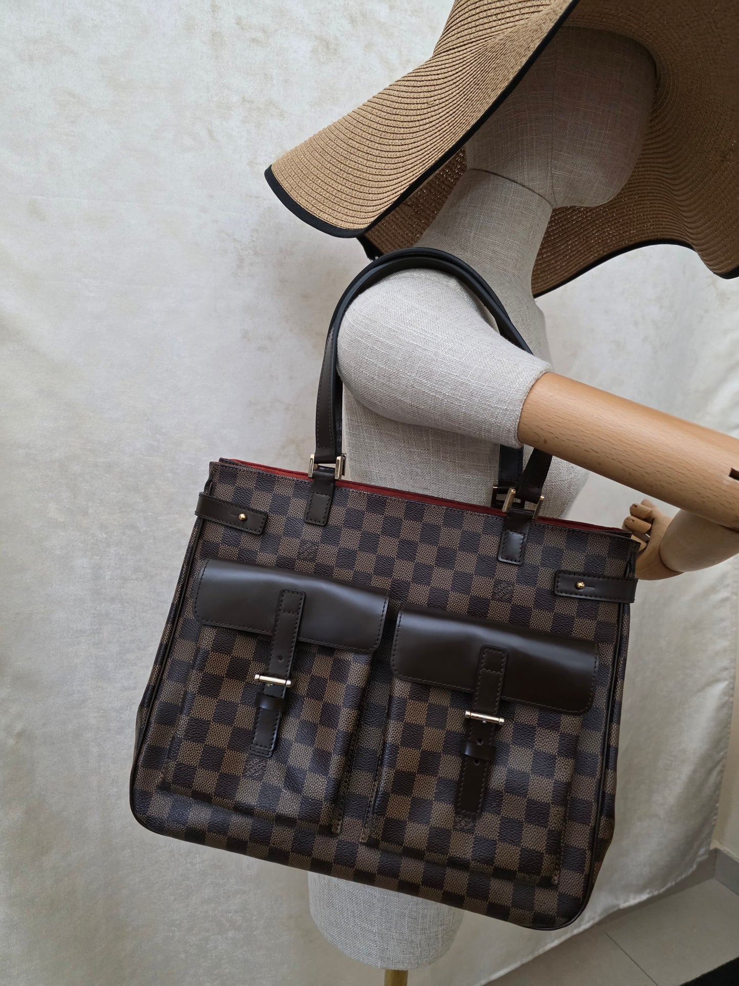 Pre-Owned Louis Vuitton Damier Ebene Uzes Tote MB1009