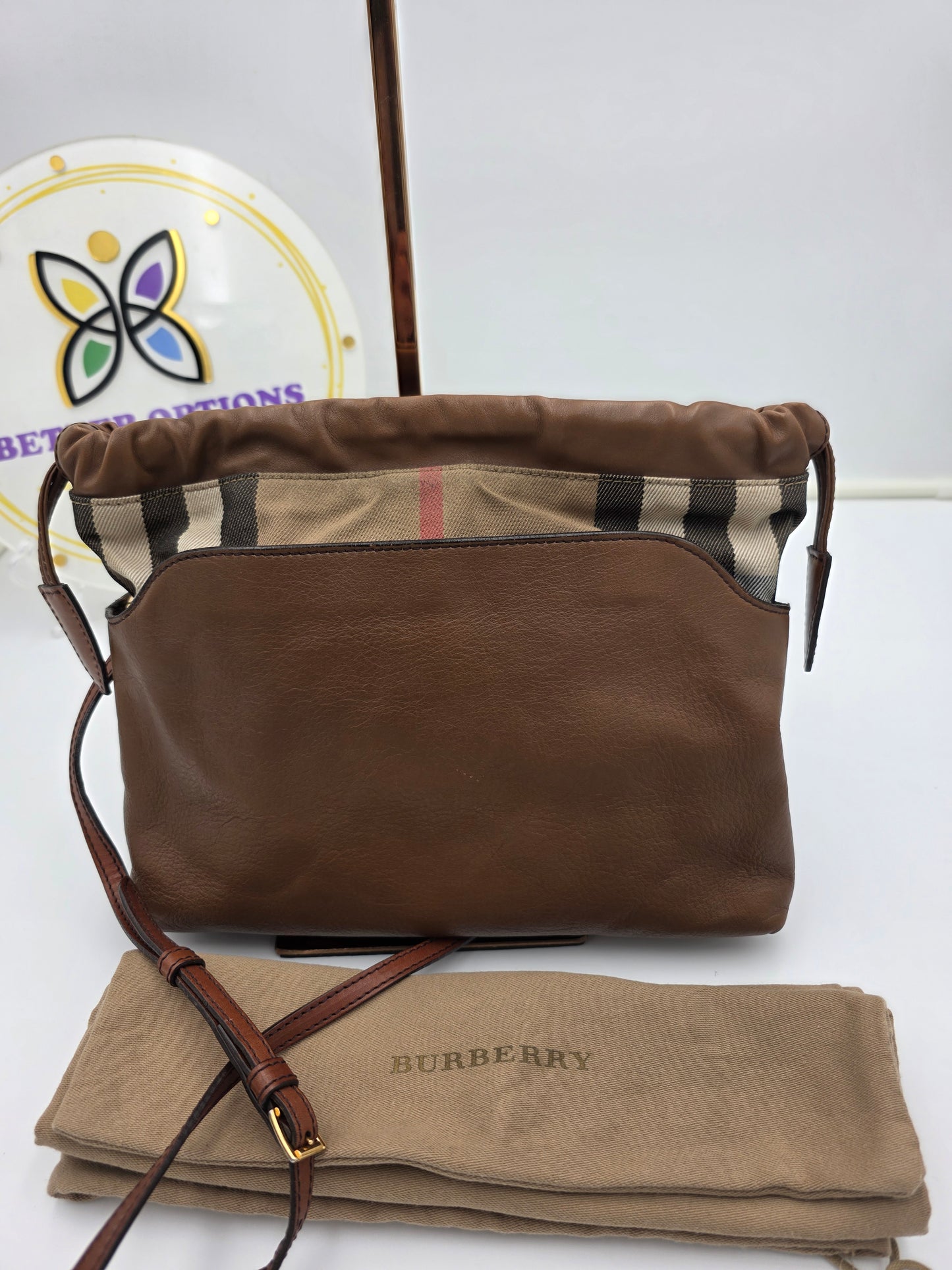 Preloved Burberry Little Crush lock it