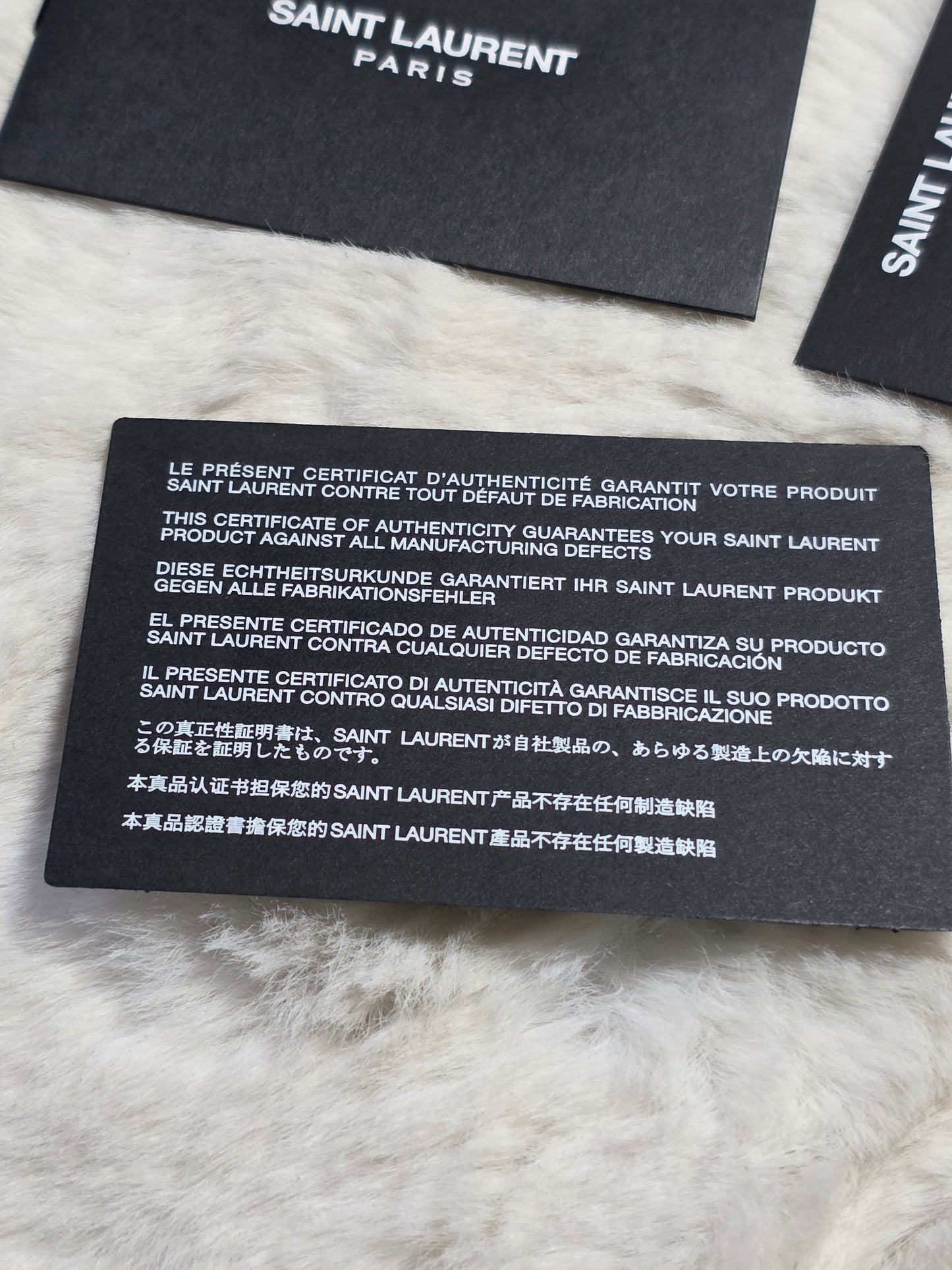 preloved CASSANDRE wallet in GRAIN DE POUDRE leather
ROUGE CABERNET