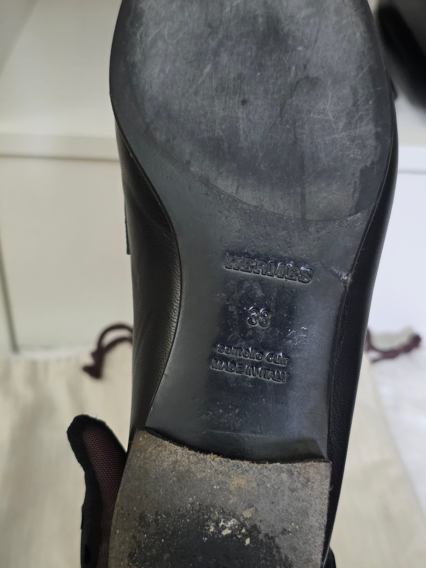 Preloved Hermes Black Paris Loafers size 38 <consignment>