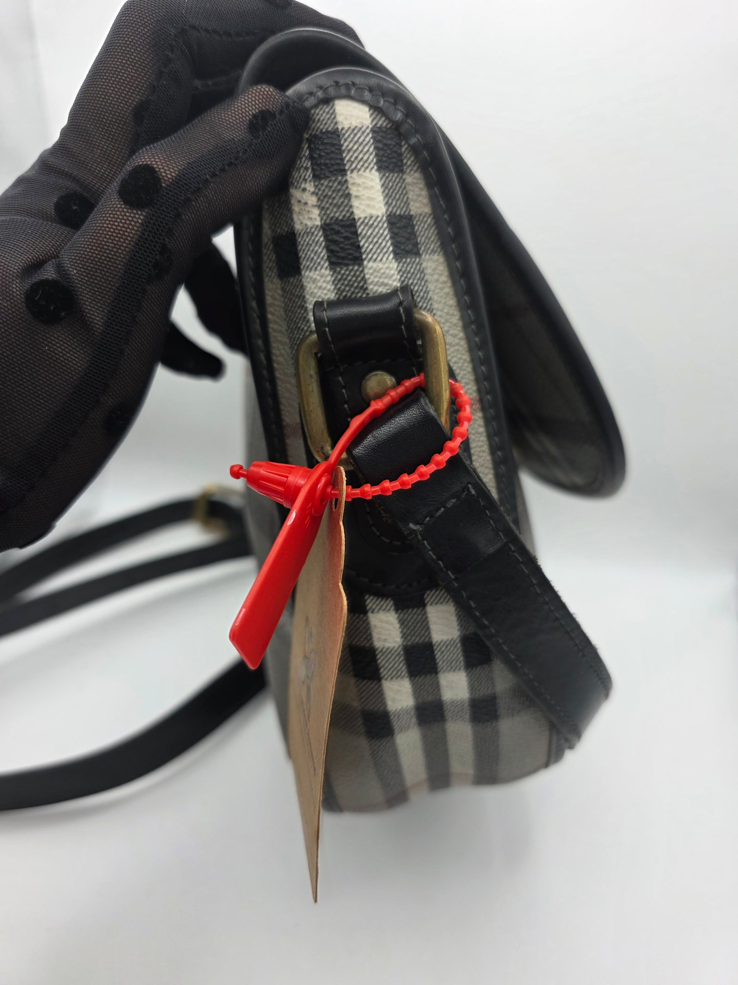 PRELOVED BURBERRY VINTAGE CROSSBODY