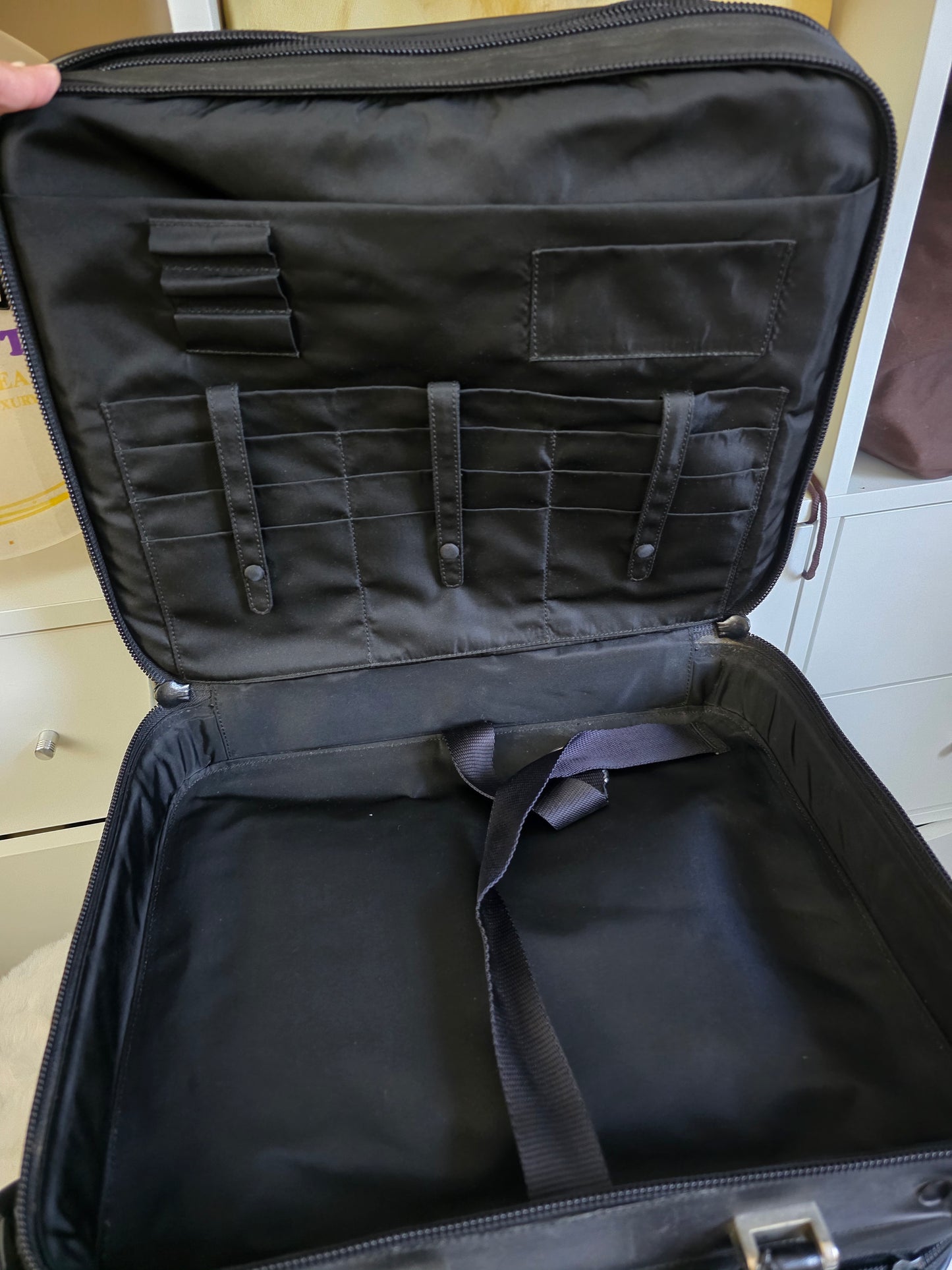 Pre owned PRADA NYLON BRIEFCASE