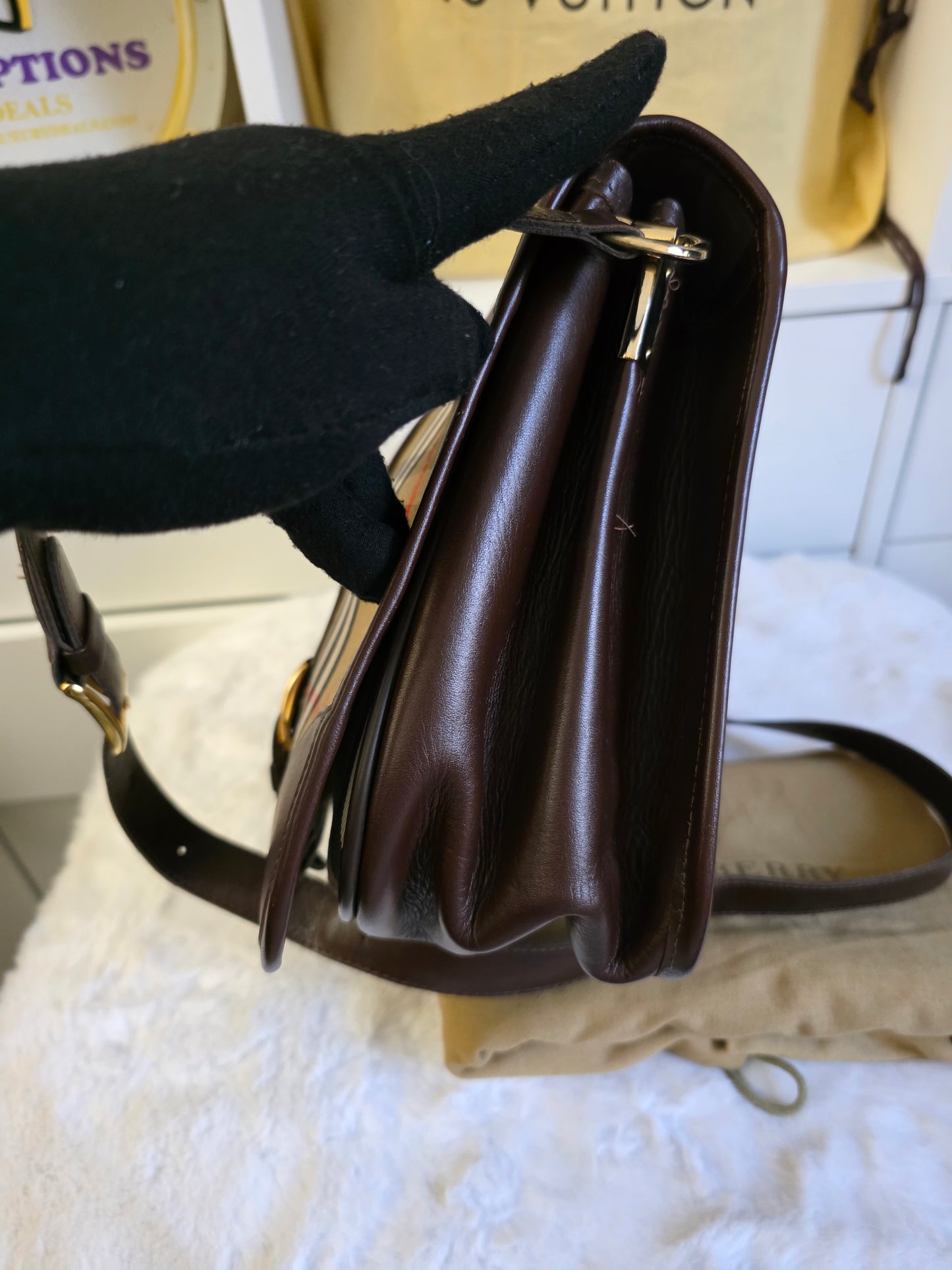 PRELOVED Vintage Burberry Haycheck Cross body bag