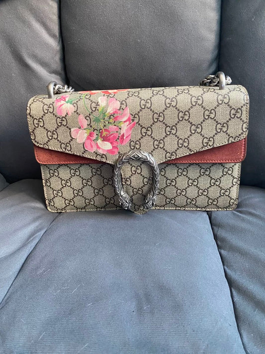 PRE ORDERED - Preloved Gucci Dionysus Medium original  400249. 320981