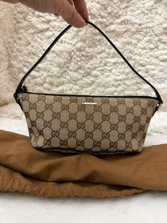 PRE OWNED GUCCI GG Eblem boat hand bag 07198 2123