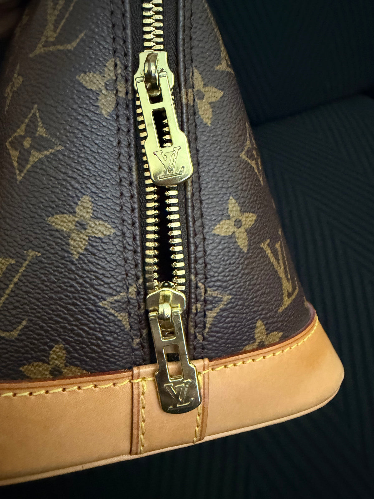 PRE OWNED Louis Vuitton Monogram ALMA PM BA0948