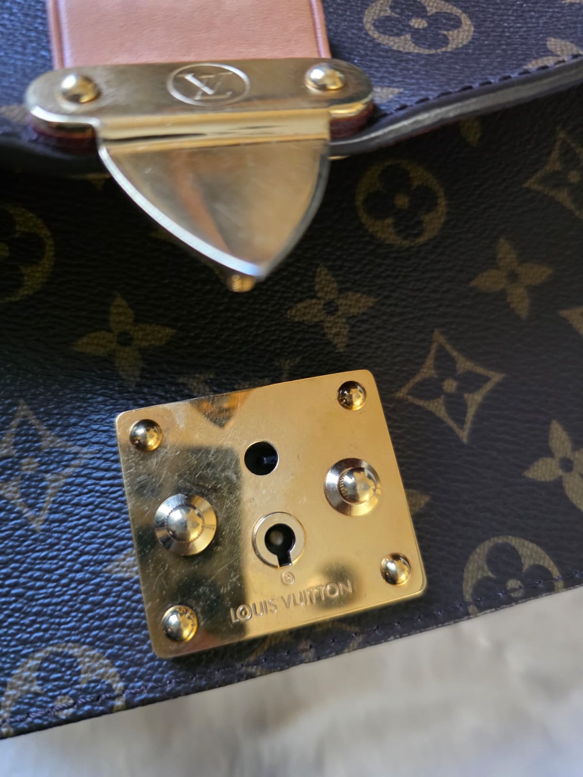 PRE OWNED Louis Vuitton Monogram EDEN PM AR1133