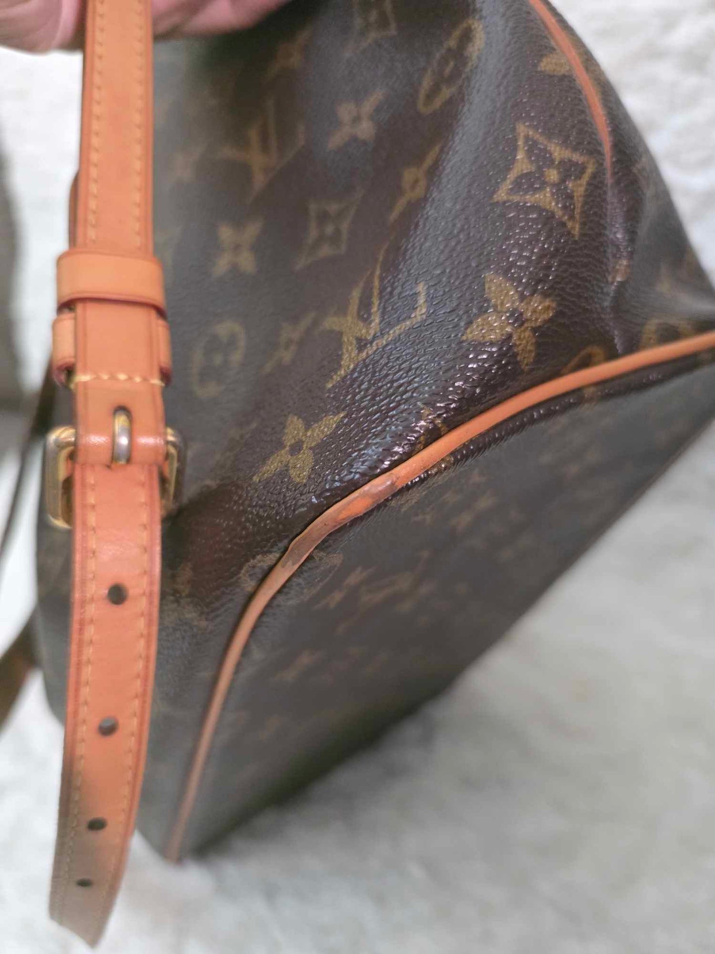 Preloved Louis Vuitton Monogram Palermo MM size SD4151