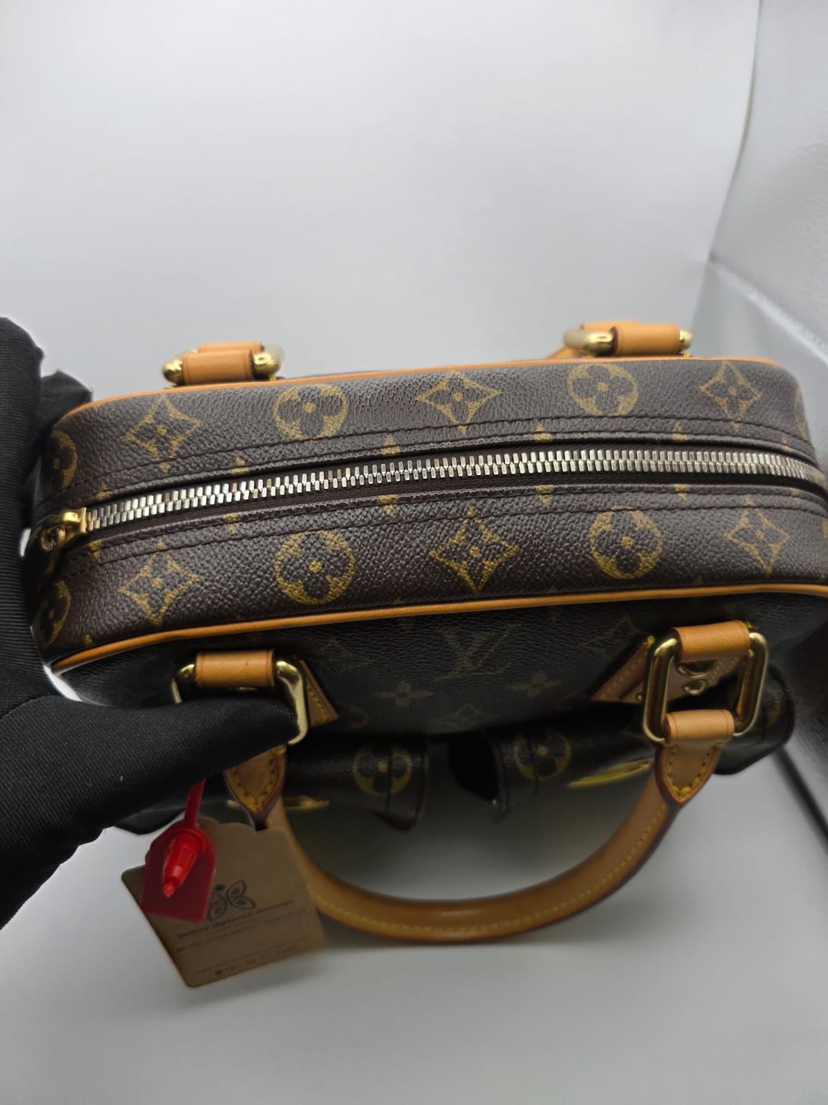 Pre Owned Louis Vuitton Monogram Manhattan TH1015