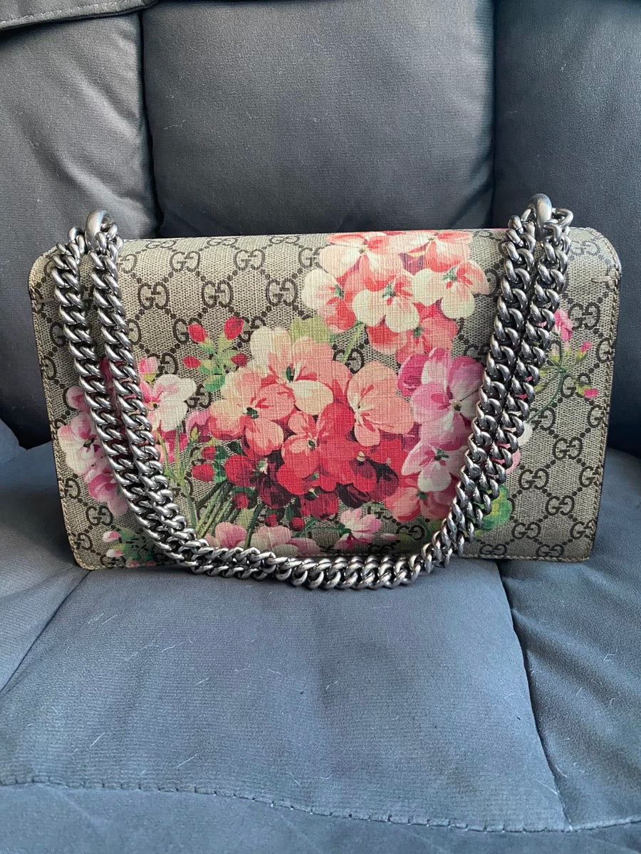 PRE ORDERED - Preloved Gucci Dionysus Medium original  400249. 320981