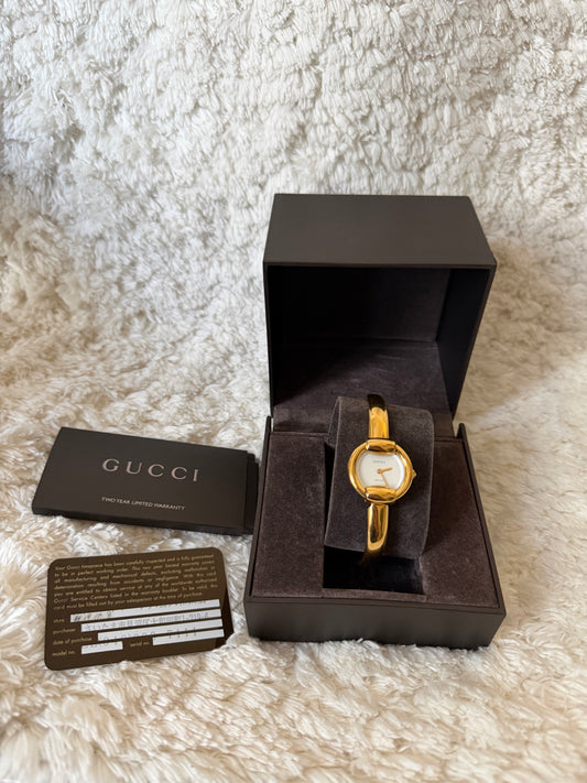 Pre- Owned ORIGINAL Gucci gold plated Bangle serial 10635646