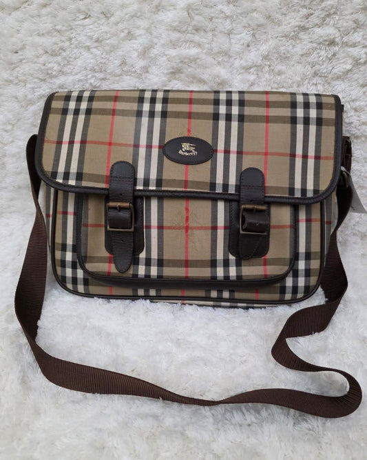 Pre Owned Burberry House Check Messenger bag Vintage