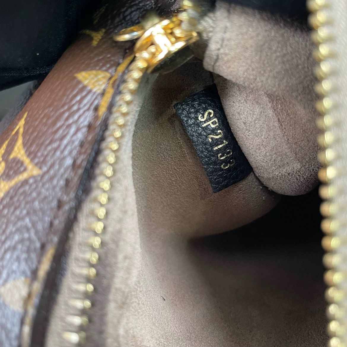 preloved Louis Vuitton Monogram Canvas and Orfevre Leather Bag