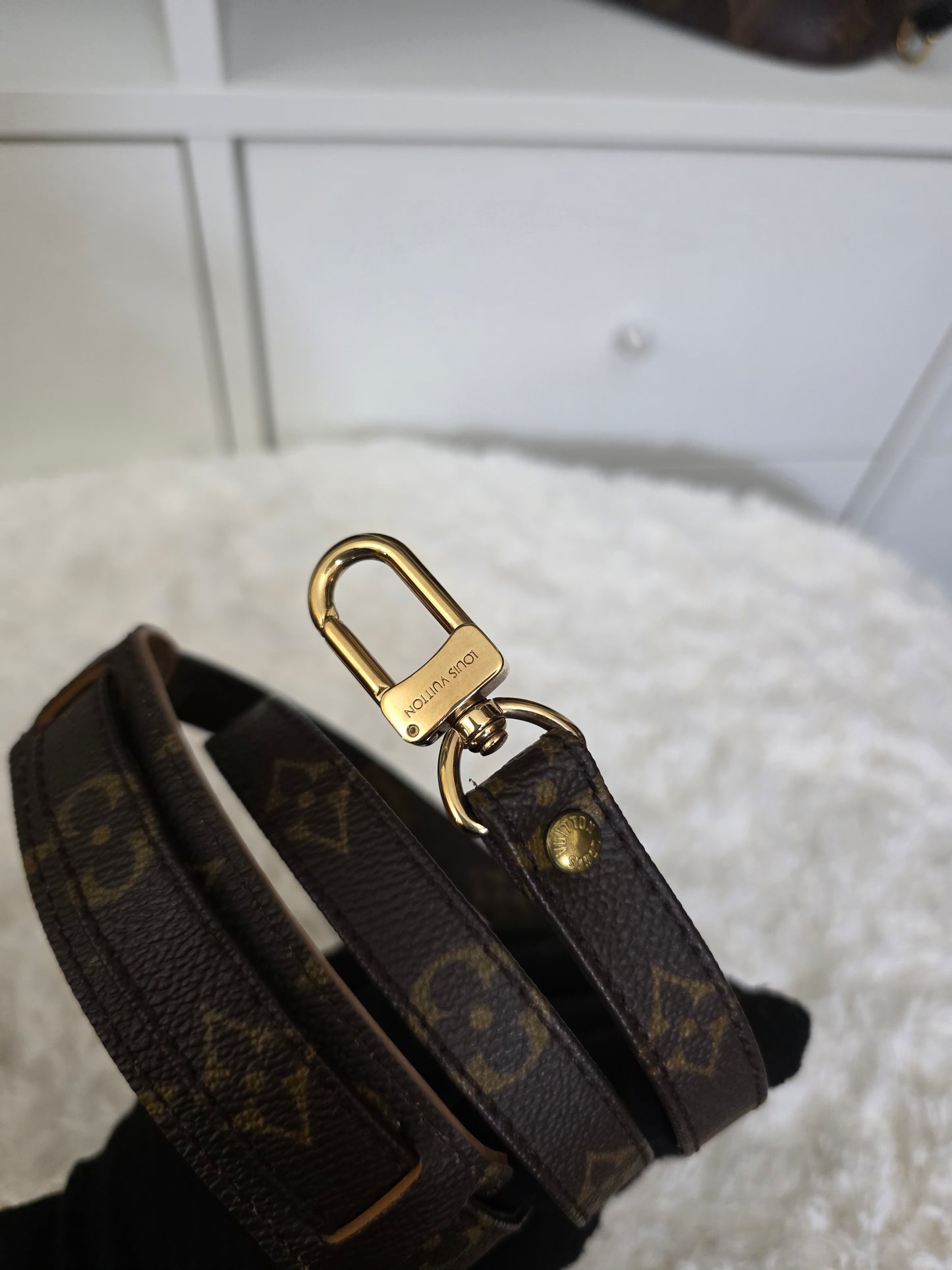 90 cm Louis Vuitton Monogram Strap