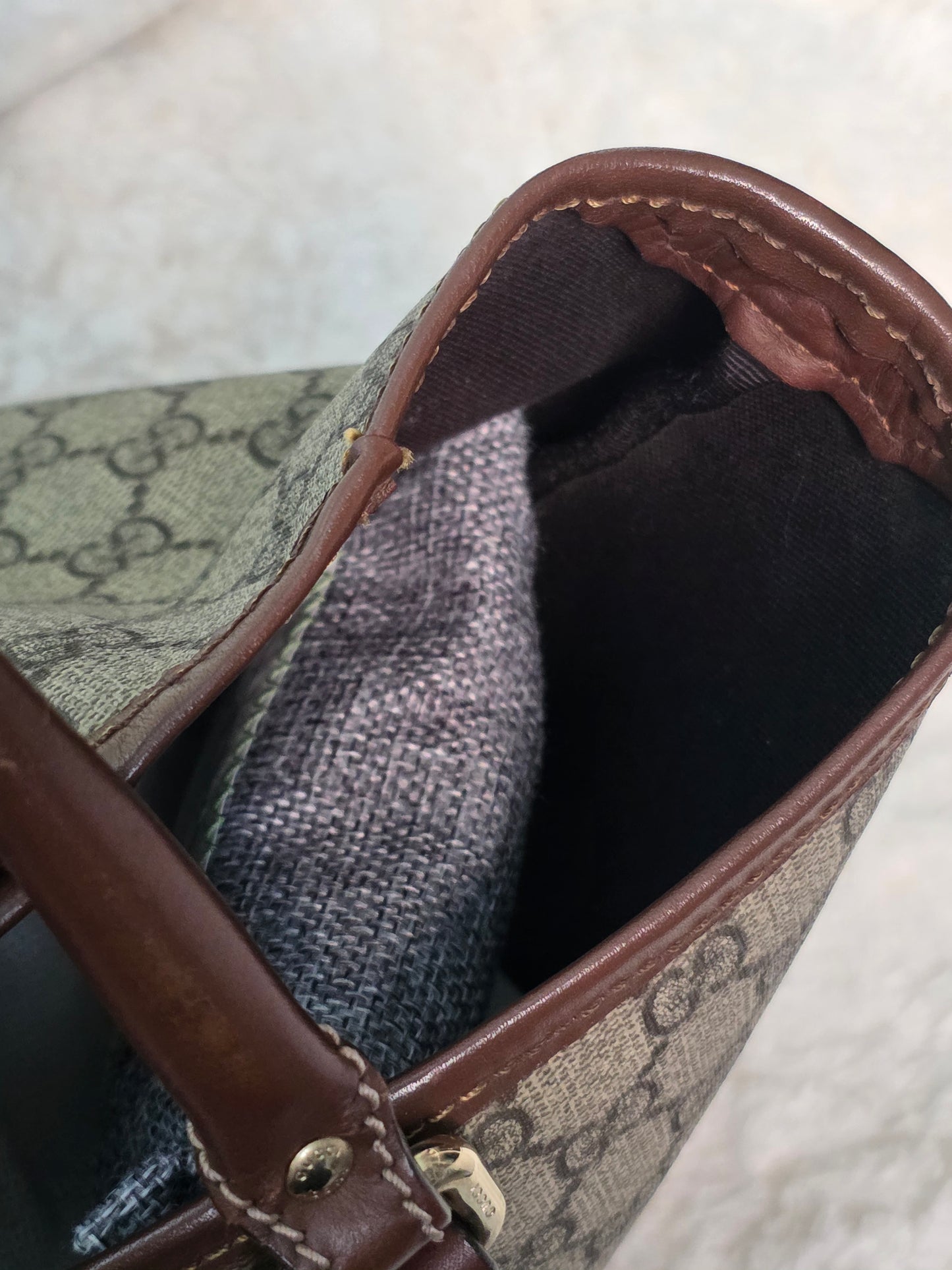 consignment GUCCI SHOULDER BAG VINTAGE