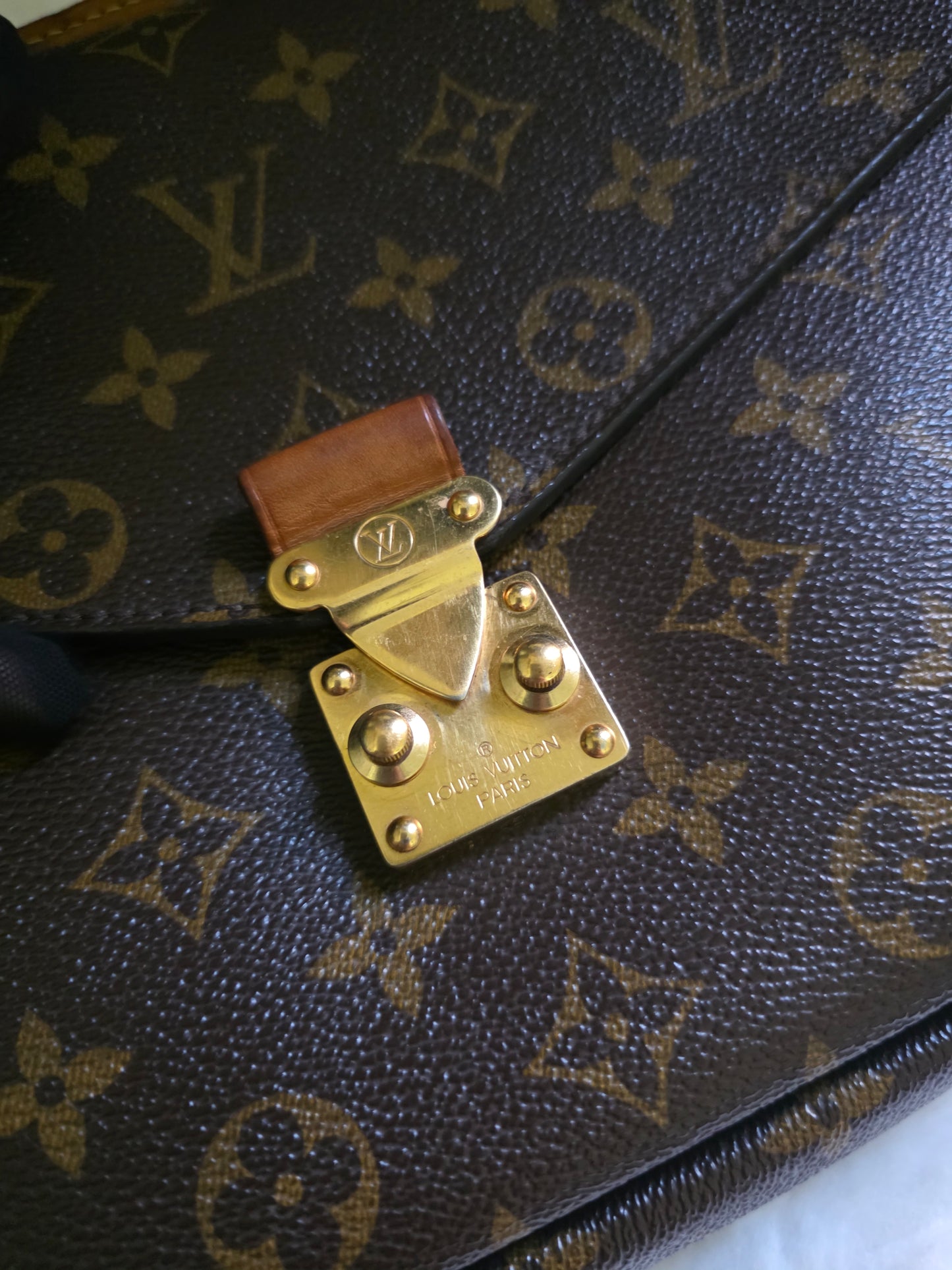 Preloved Louis Vuitton Metis Pochette Monogram DR1176