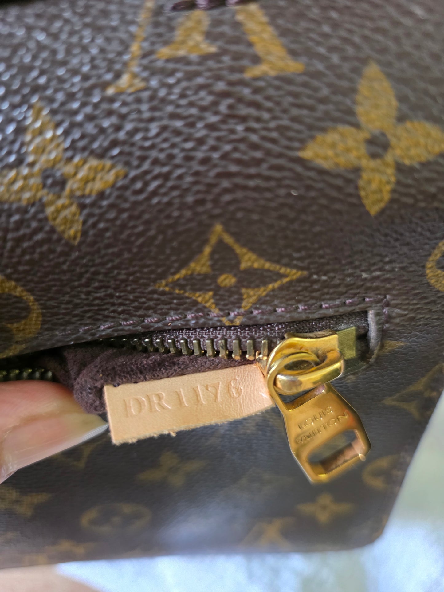 Preloved Louis Vuitton Metis Pochette Monogram DR1176