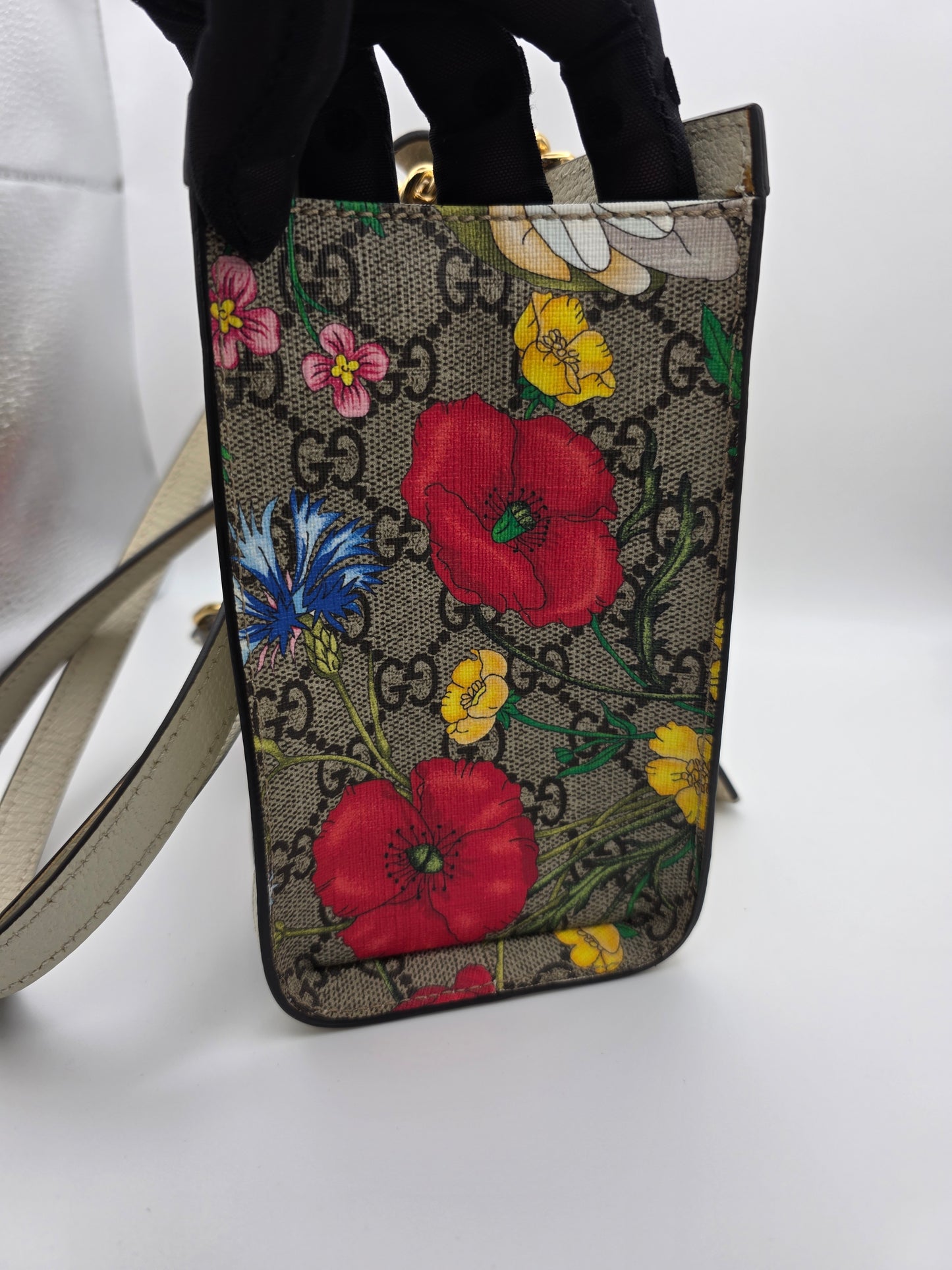 Gucci Multicolor GG Supreme Canvas and Leather Trim Flora Padlock Small Shoulder Bag