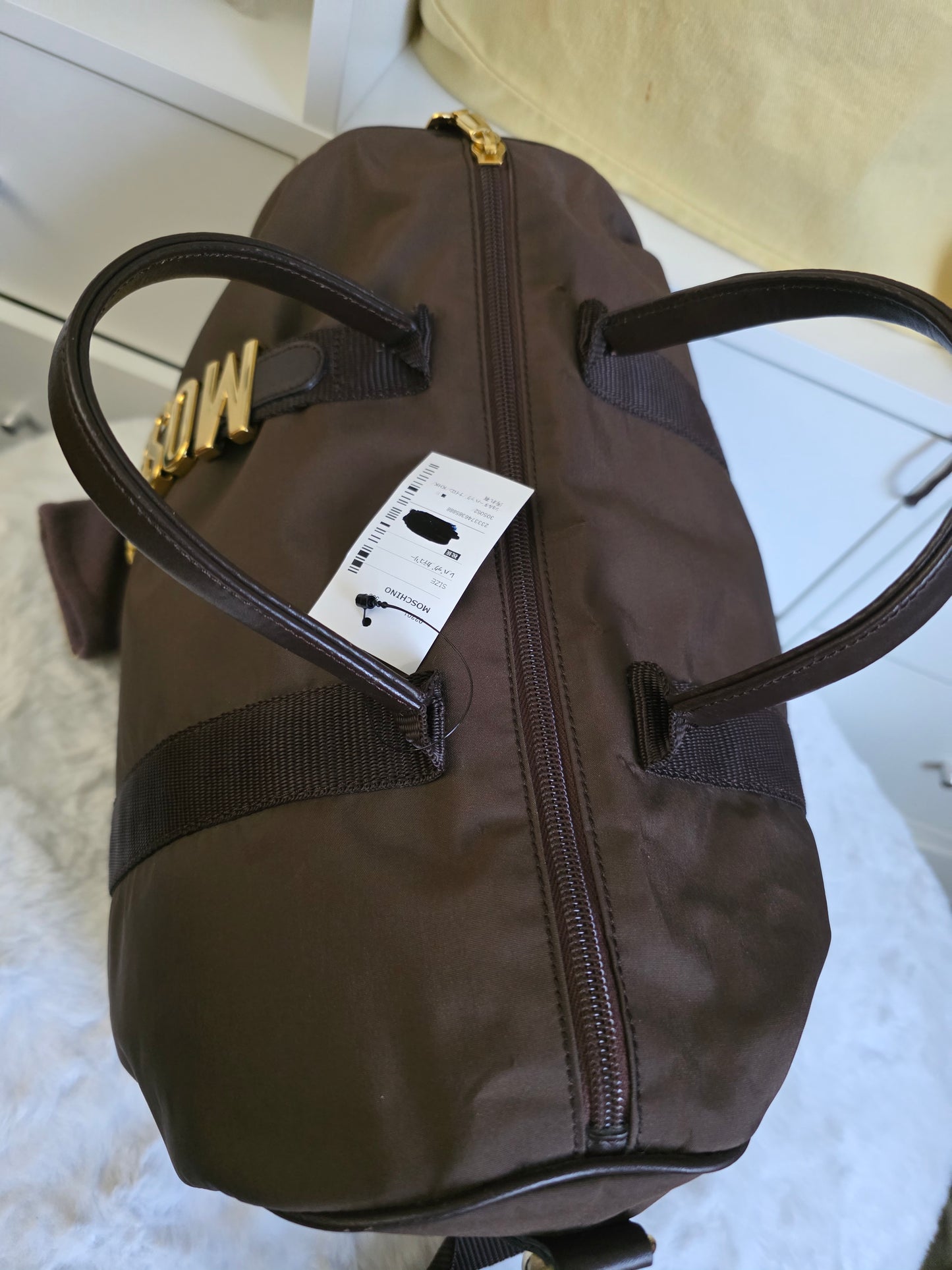 PRELOVED and in GOOD CONDITION MOSCHINO VINTAGE REDWALL BOSTON BAG




% 𝑨𝒖𝒕𝒉𝒆𝒏𝒕𝒊c Preloved 🩷