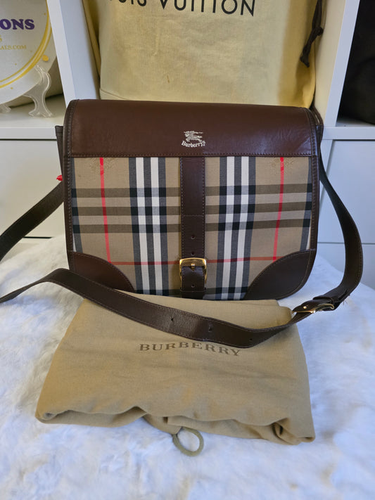PRELOVED Vintage Burberry Haycheck Cross body bag