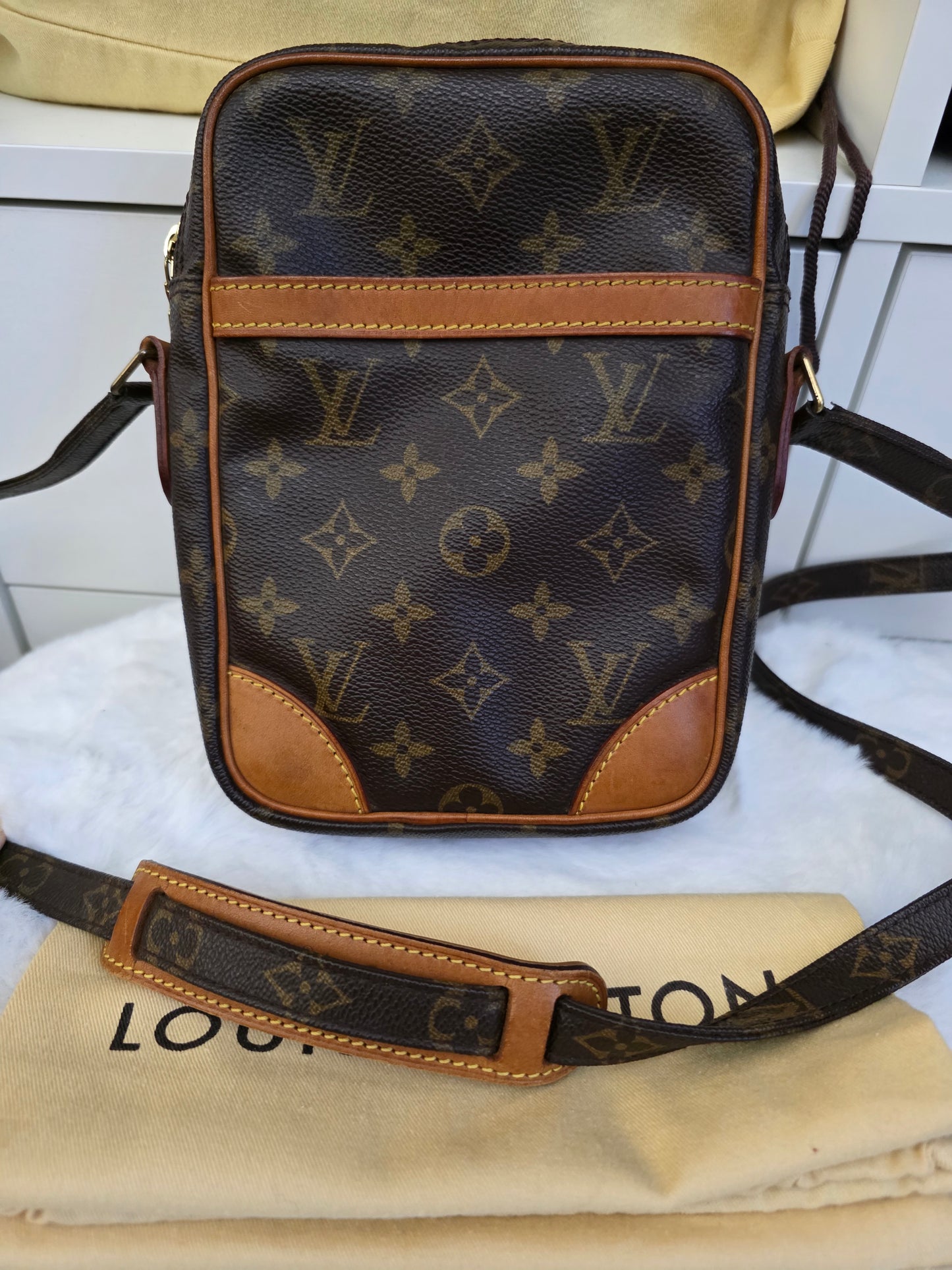 PRELOVED Louis Vuitton Monogram DANUBE Ar0060